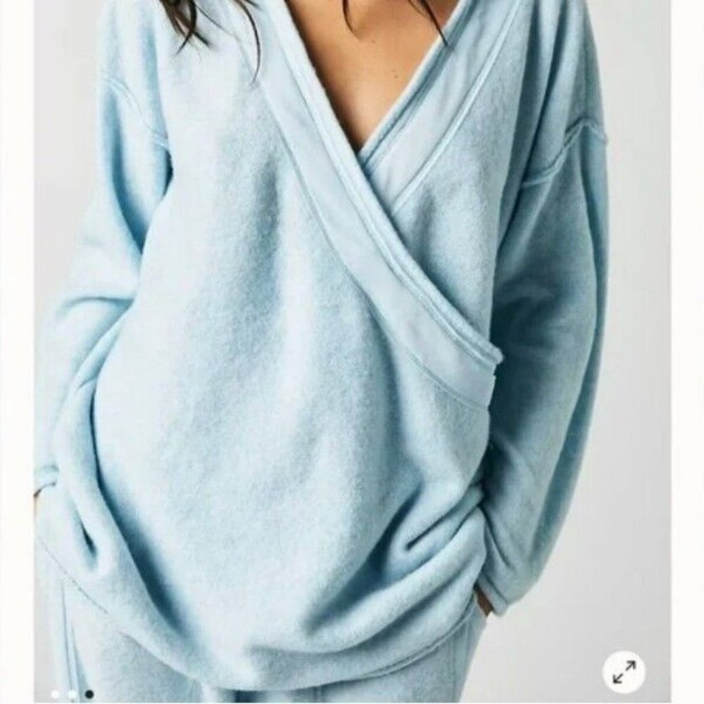 New Free People Intimately Livin’ In This Pullover Relaxed Light Blue Size S
